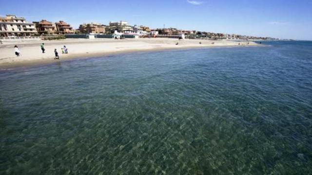 Grande, Vista Mare A 2 Passi Dalla Spiaggia Lido di Ostia Zewnętrze zdjęcie
